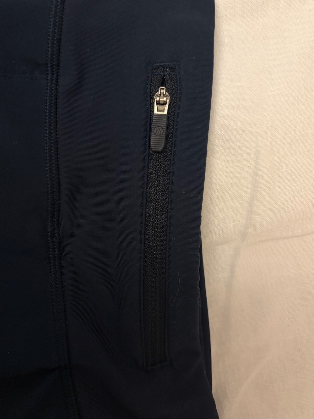 Lululemon - Pace Rival Mid-Rise Skirt - True Navy - Size 0 !! ๐ซ - Picture 4 of 4